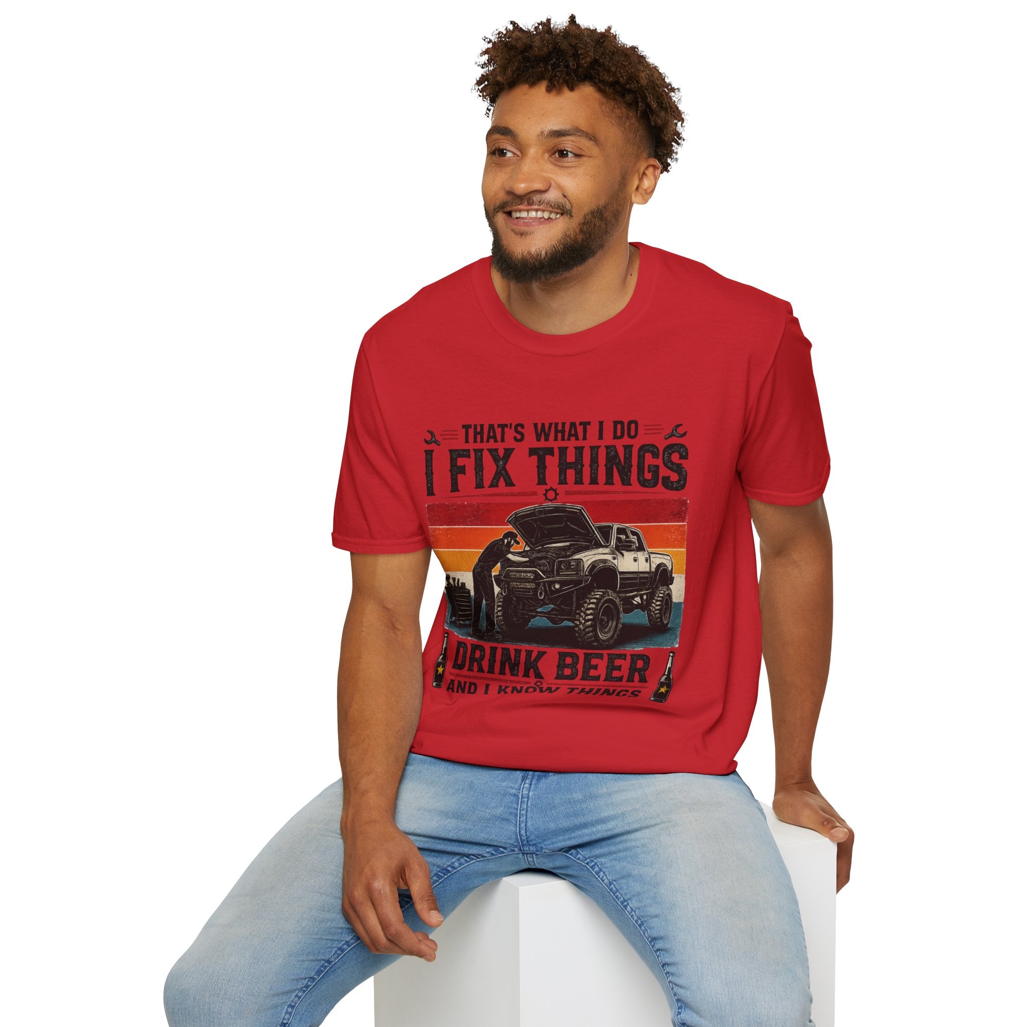 That's What I Do I Fix Things, I Drink Beer and I Know Things MECHANIC T-SHIRT